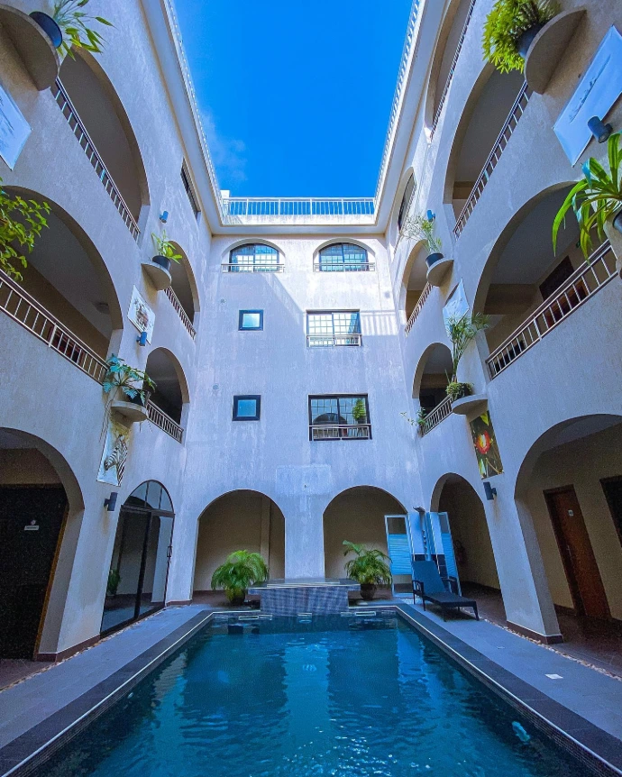 Pisicine intérieure